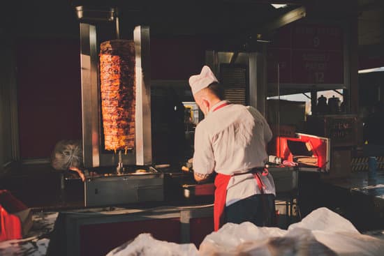 Kosten für die Gründung von Grillfleischrestaurants in der Türkei und die erforderlichen Genehmigungen   